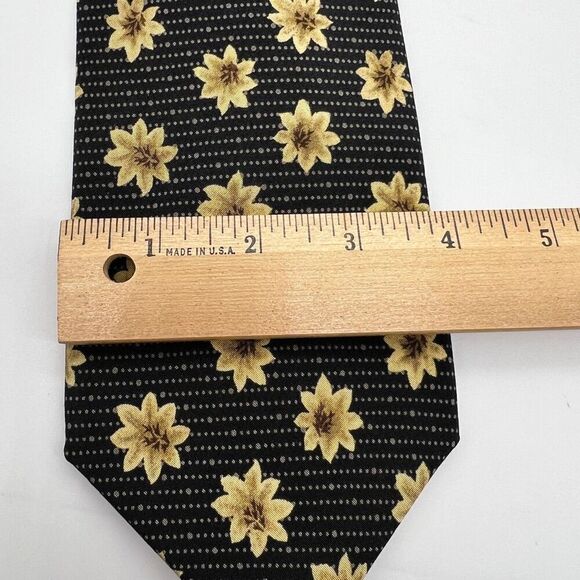 XMI Signature Floral Silk Tie Made in USA Black and Light Yellow - Picture 7 of 7